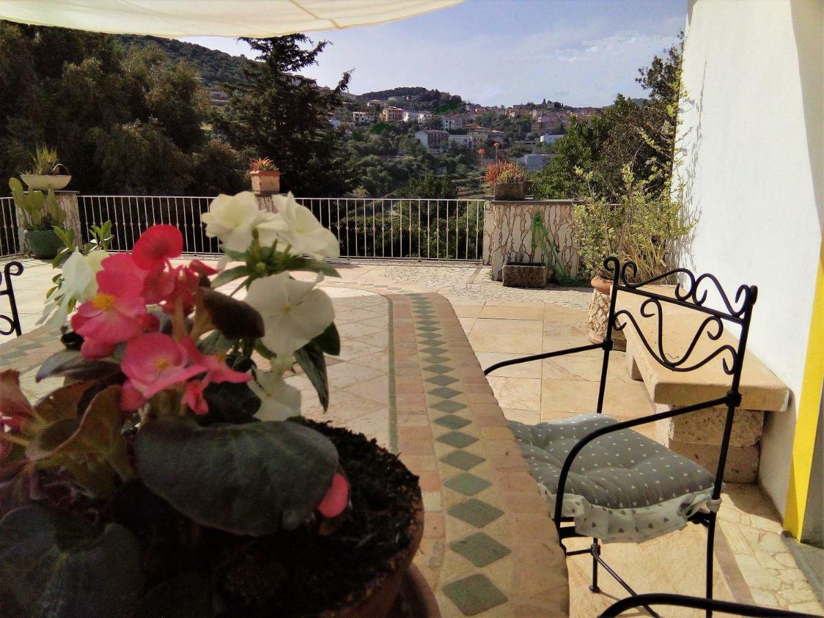 Casa D' Artista B&B Ozieri Exterior foto